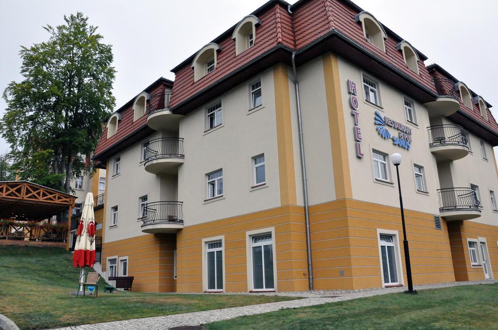 Zdrojowy Sanus Hotel Swieradow-Zdroj Ngoại thất bức ảnh